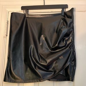 Black ruche faux leather skirt